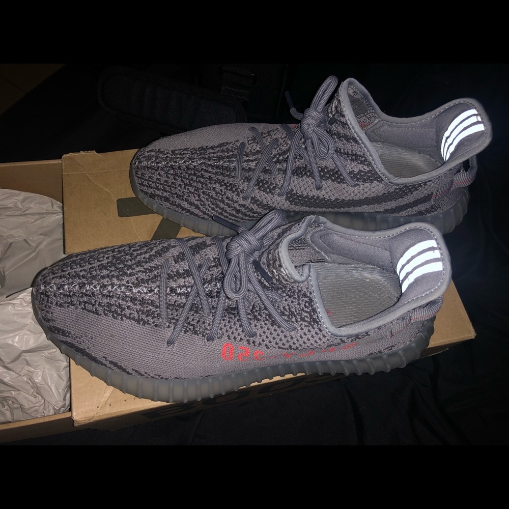 Yeezy Boost 350 V2